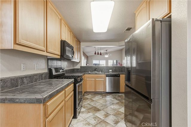 1525 La Sierra Street, Merced, CA 95348