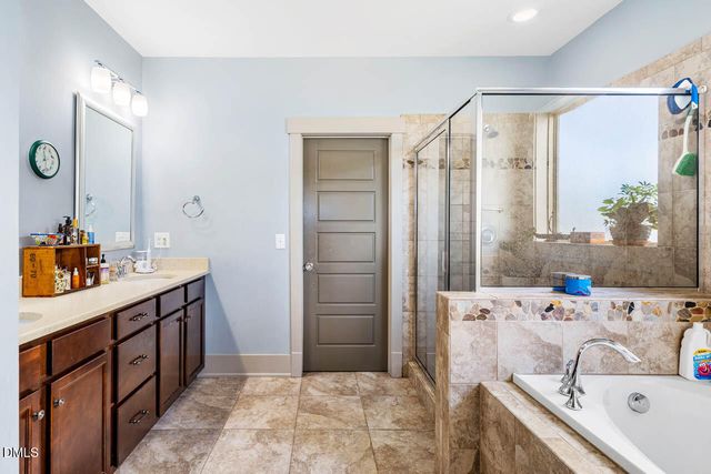 51 Tarwick Avenue, Chapel Hill, NC 27516