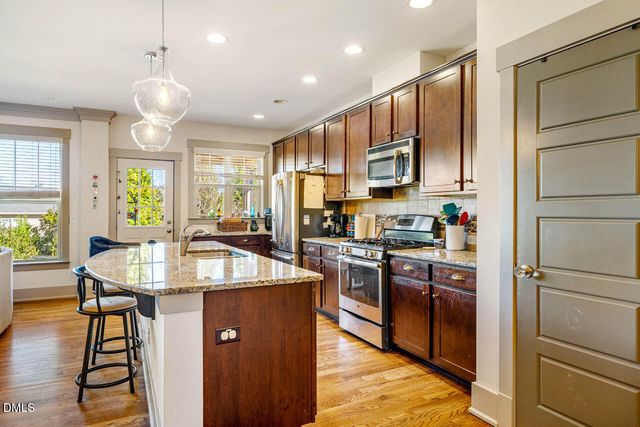 51 Tarwick Avenue, Chapel Hill, NC 27516