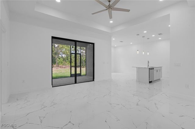 7033 LOTUS CIR, Labelle, FL 33935