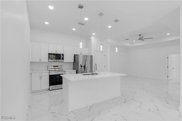 7033 LOTUS CIR, Labelle, FL 33935