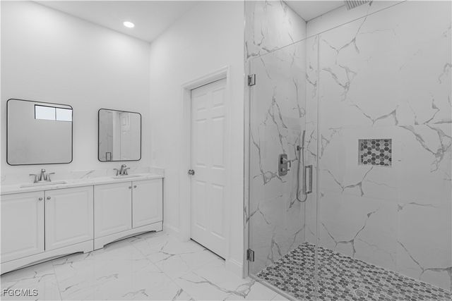 7033 LOTUS CIR, Labelle, FL 33935