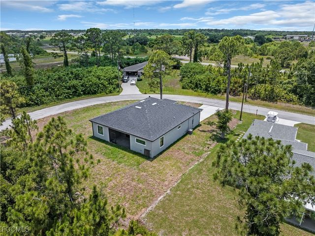 7033 LOTUS CIR, Labelle, FL 33935