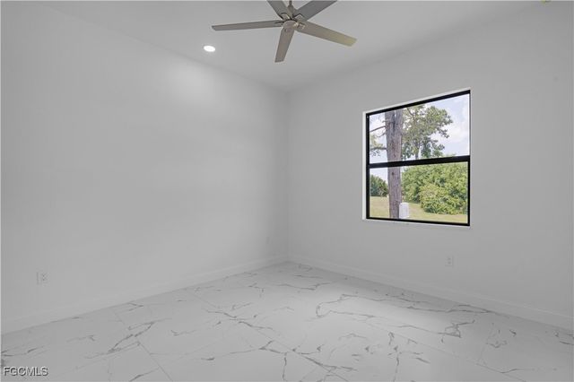 7033 LOTUS CIR, Labelle, FL 33935