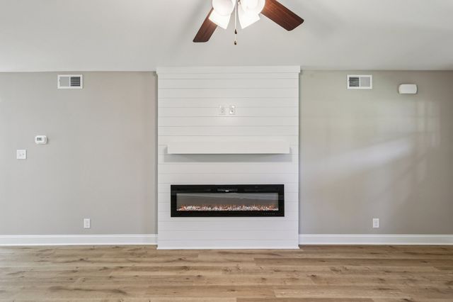 326 Cardinal Creek, Clarksville, TN 37040