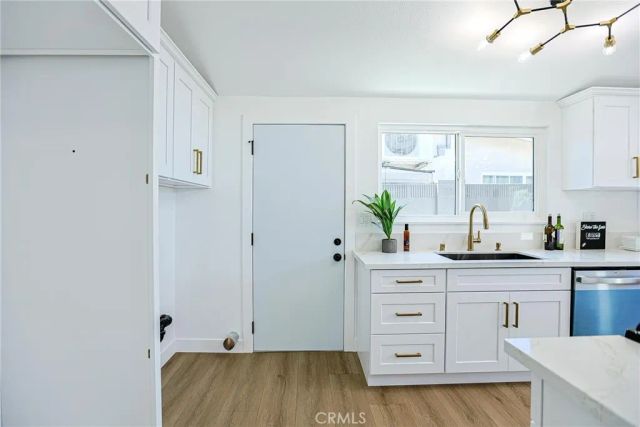 2306 Park, Santa Ana, CA 92707