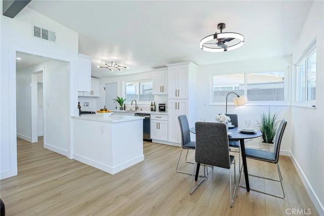 2306 Park, Santa Ana, CA 92707