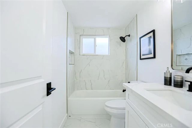 2306 Park, Santa Ana, CA 92707