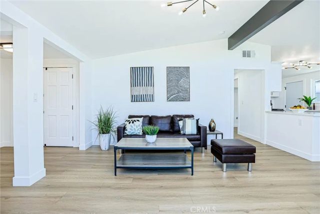 2306 Park, Santa Ana, CA 92707