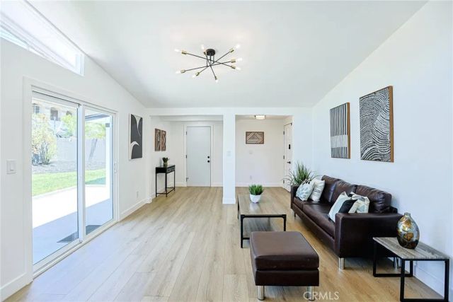 2306 Park, Santa Ana, CA 92707