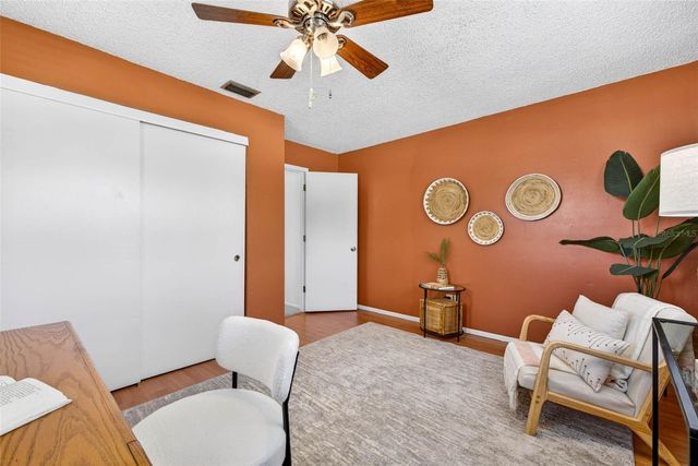 6035 19TH STREET NE, St Petersburg, FL 33703