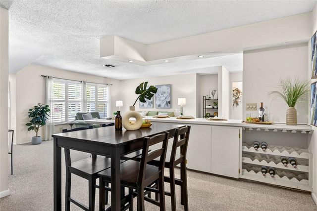 6035 19TH STREET NE, St Petersburg, FL 33703
