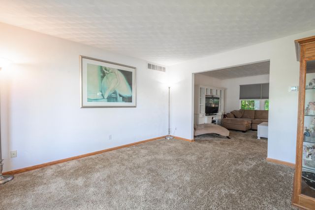 132 Kensington Court, Battle Creek City, MI 49015