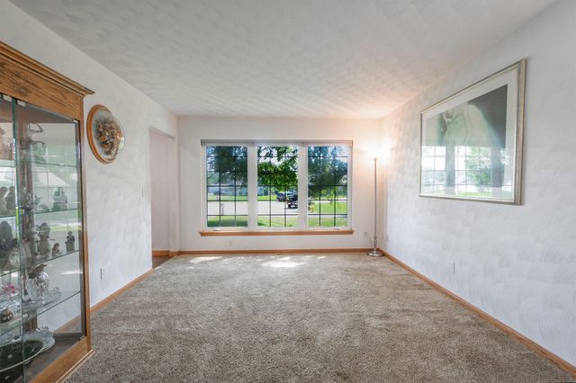 132 Kensington Court, Battle Creek City, MI 49015