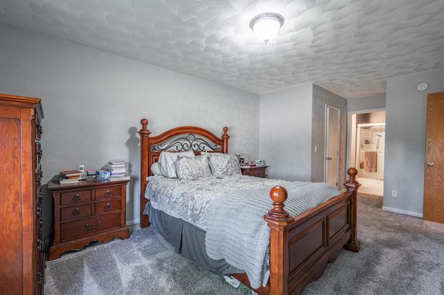 132 Kensington Court, Battle Creek City, MI 49015