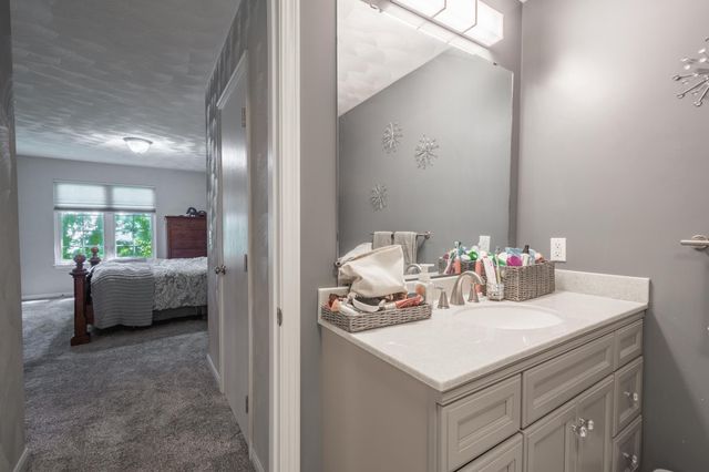 132 Kensington Court, Battle Creek City, MI 49015