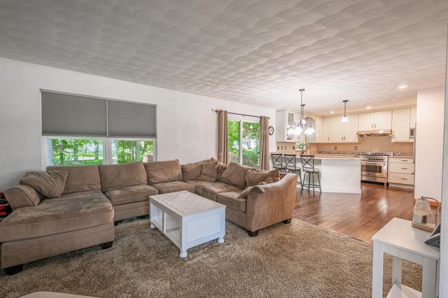 132 Kensington Court, Battle Creek City, MI 49015