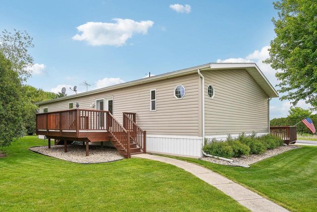 5441 Kalesey Court #91, Waunakee, WI 53597