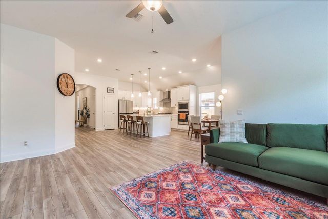 286 Muddy Creek WAY, Kyle, TX 78640