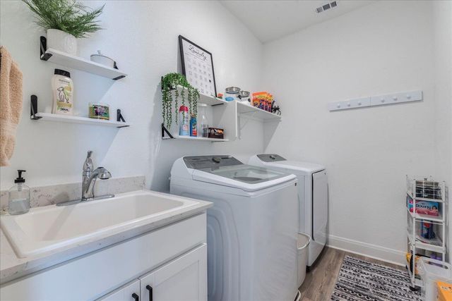 286 Muddy Creek WAY, Kyle, TX 78640