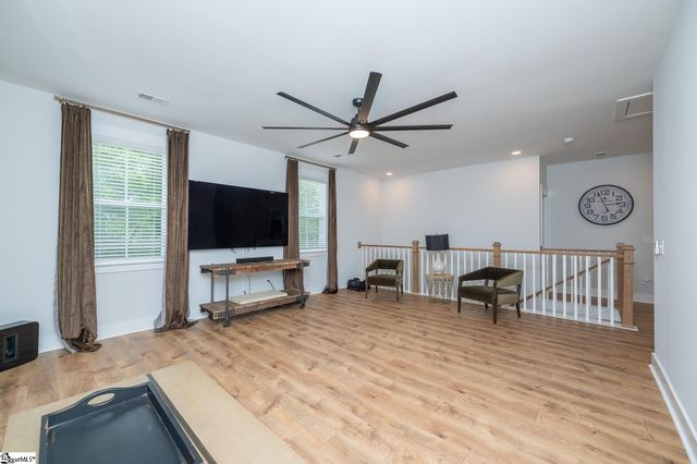 10 Stony Run Lane, Simpsonville, SC 29681