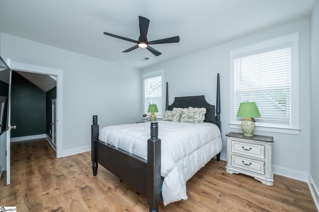 10 Stony Run Lane, Simpsonville, SC 29681