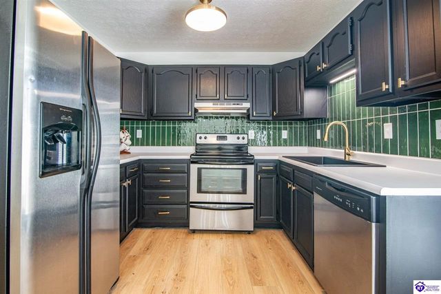 702 Andra Drive, Radcliff, KY 40160