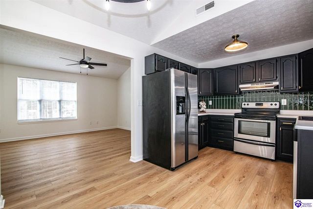 702 Andra Drive, Radcliff, KY 40160