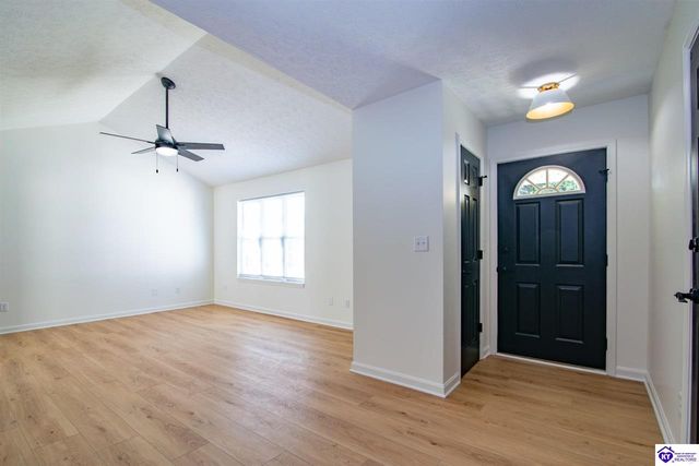 702 Andra Drive, Radcliff, KY 40160