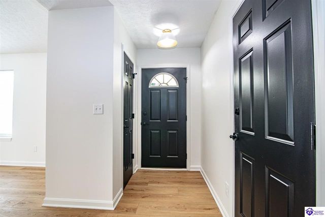 702 Andra Drive, Radcliff, KY 40160