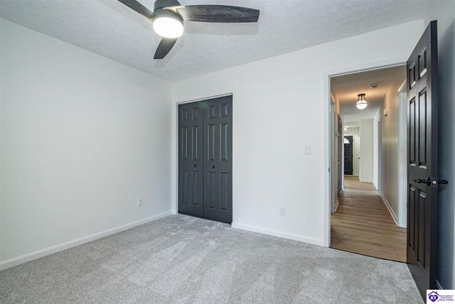 702 Andra Drive, Radcliff, KY 40160