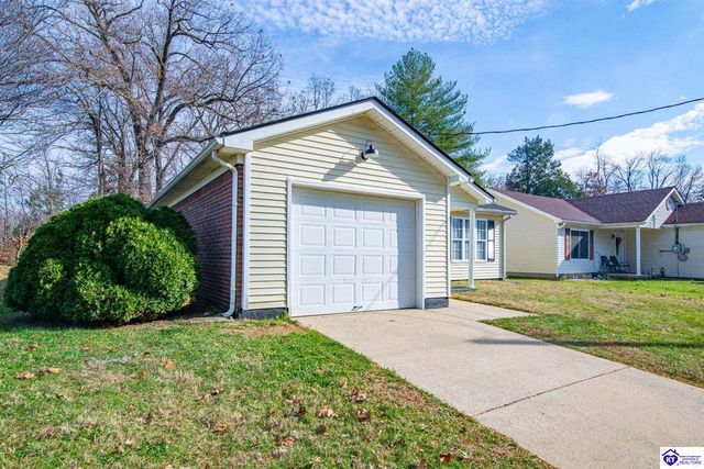 702 Andra Drive, Radcliff, KY 40160