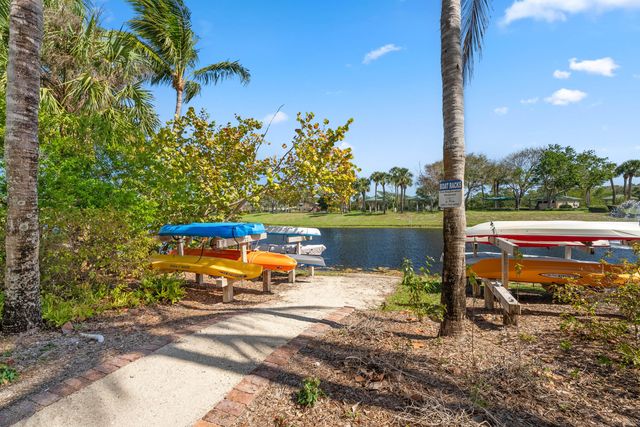 16613 Hidden Cove Drive, Jupiter, FL 33477