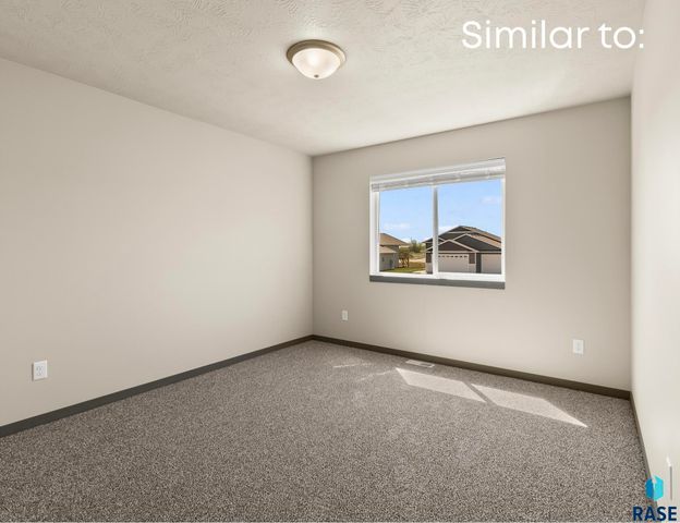 910 Birch St Street, Harrisburg, SD 57032