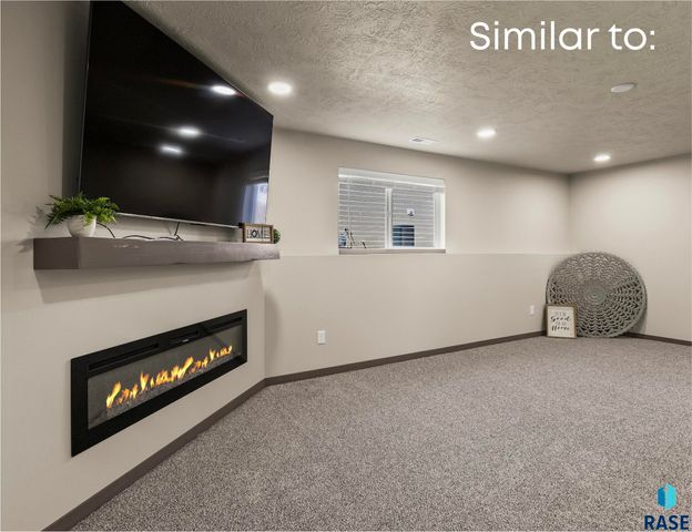 910 Birch St Street, Harrisburg, SD 57032