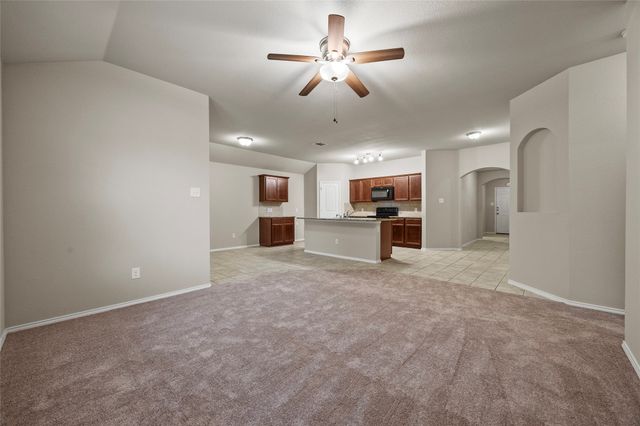 2492 Saldana Drive, Fate, TX 75189