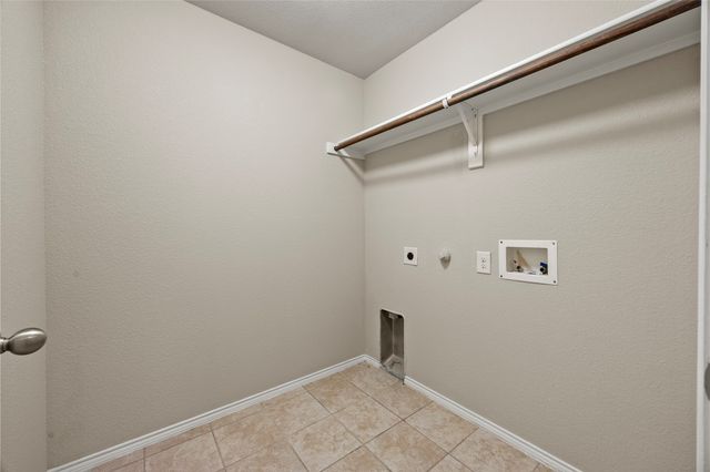 2492 Saldana Drive, Fate, TX 75189