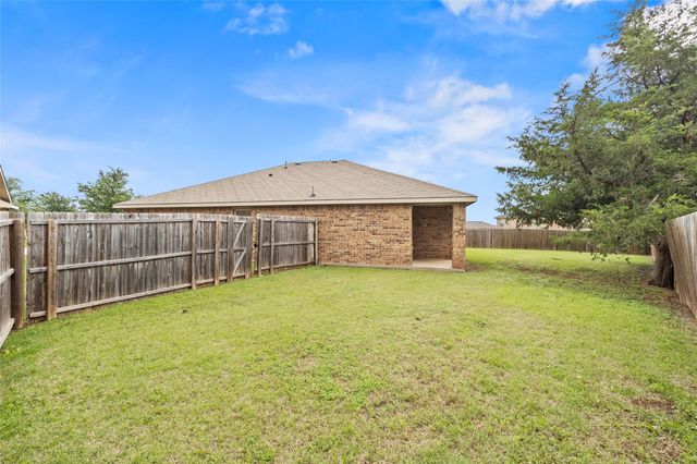 2492 Saldana Drive, Fate, TX 75189