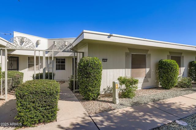 10454 W PALMERAS Drive, Sun City, AZ 85373