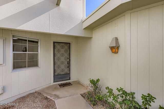 10454 W PALMERAS Drive, Sun City, AZ 85373