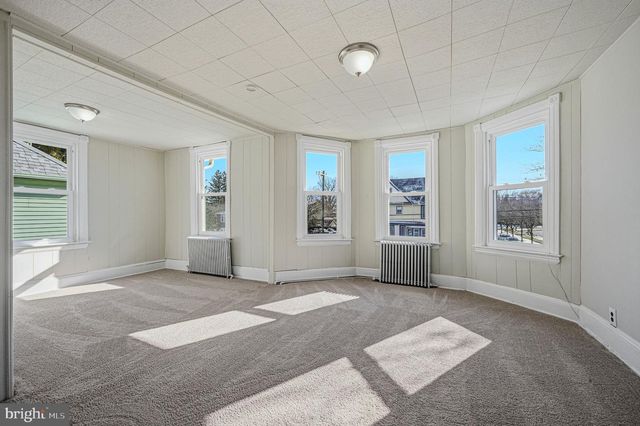 205 N MARYLAND AVE, Wilmington, DE 19804