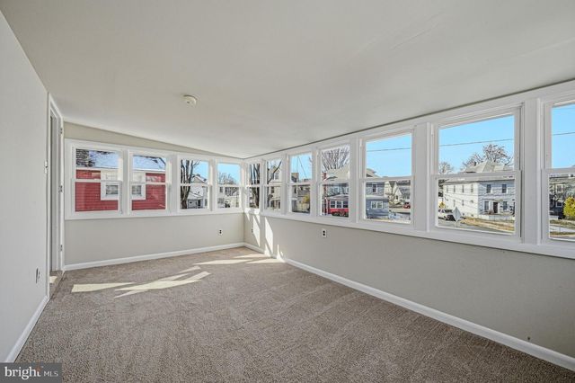 205 N MARYLAND AVE, Wilmington, DE 19804