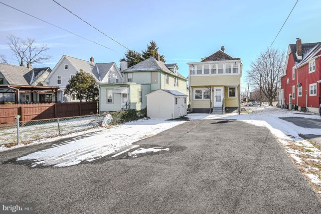 205 N MARYLAND AVE, Wilmington, DE 19804