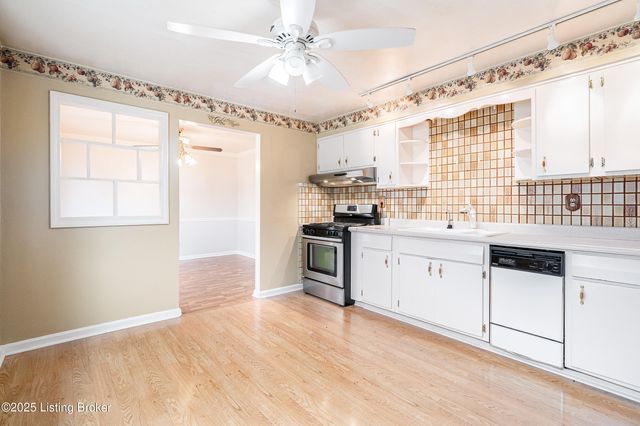 6505 Sherlock Way, Louisville, KY 40228