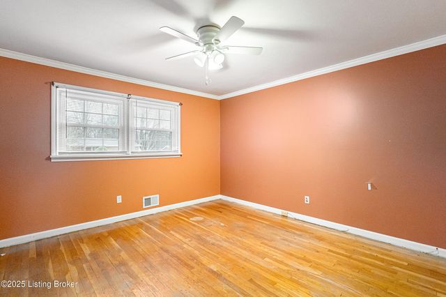 6505 Sherlock Way, Louisville, KY 40228