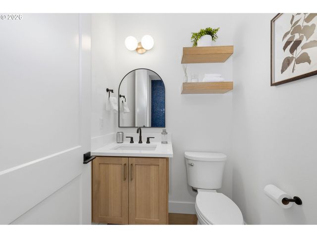 3445 SUMMIT SKY Blvd, Eugene, OR 97405