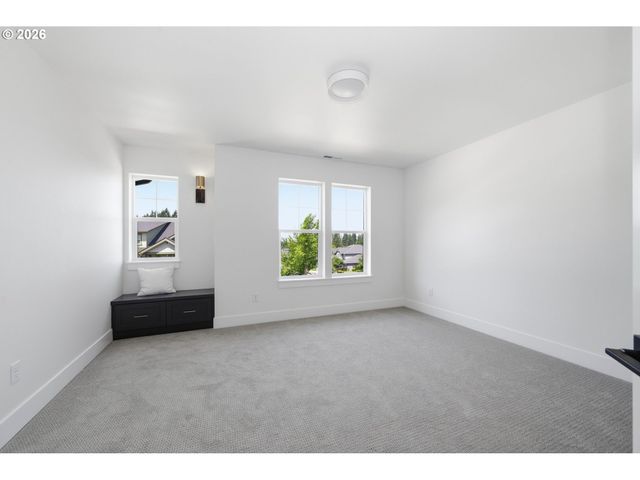 3445 SUMMIT SKY Blvd, Eugene, OR 97405