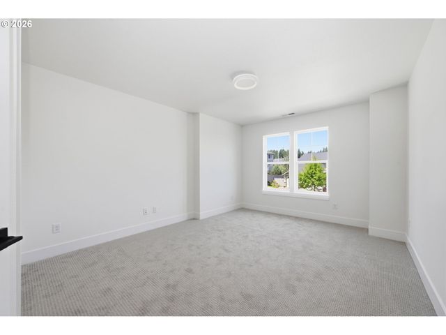 3445 SUMMIT SKY Blvd, Eugene, OR 97405