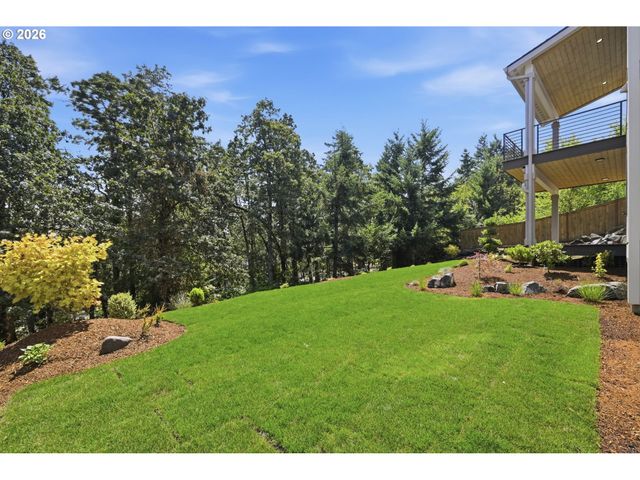 3445 SUMMIT SKY Blvd, Eugene, OR 97405