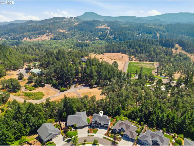 3445 SUMMIT SKY Blvd, Eugene, OR 97405